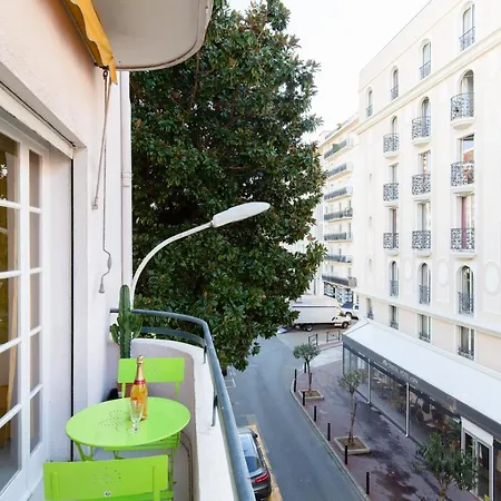 Festival Yourhosthelper * Cannes